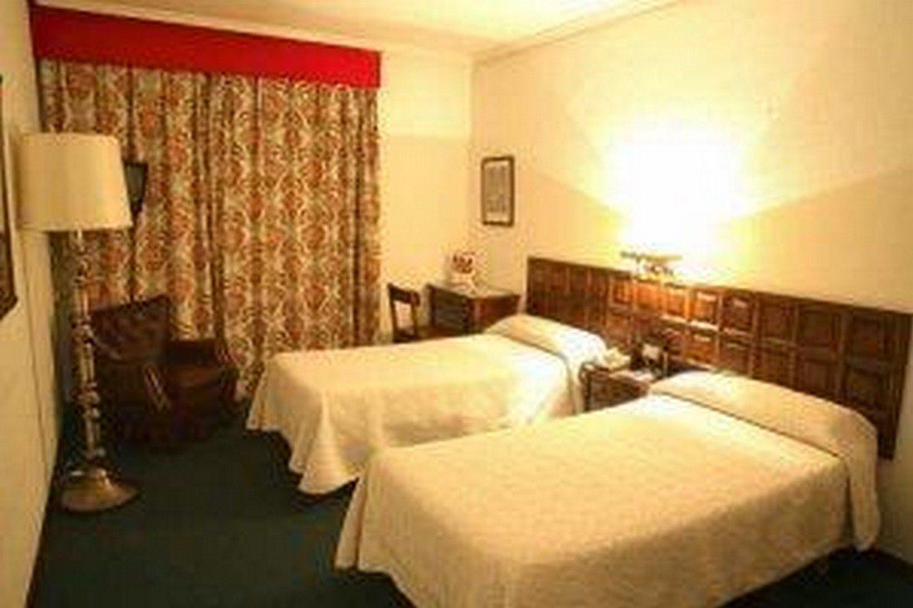 Hotel Monclus Palencia Exteriér fotografie